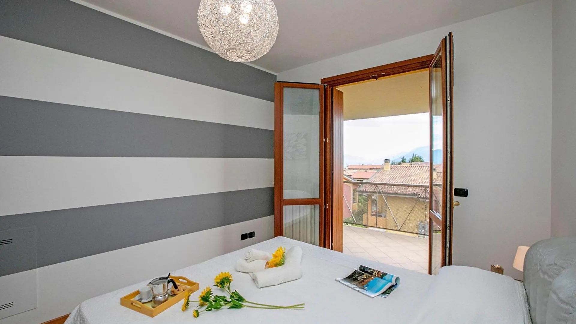 Appartamento Vista Lago - Happy Rentals Desenzano del Garda