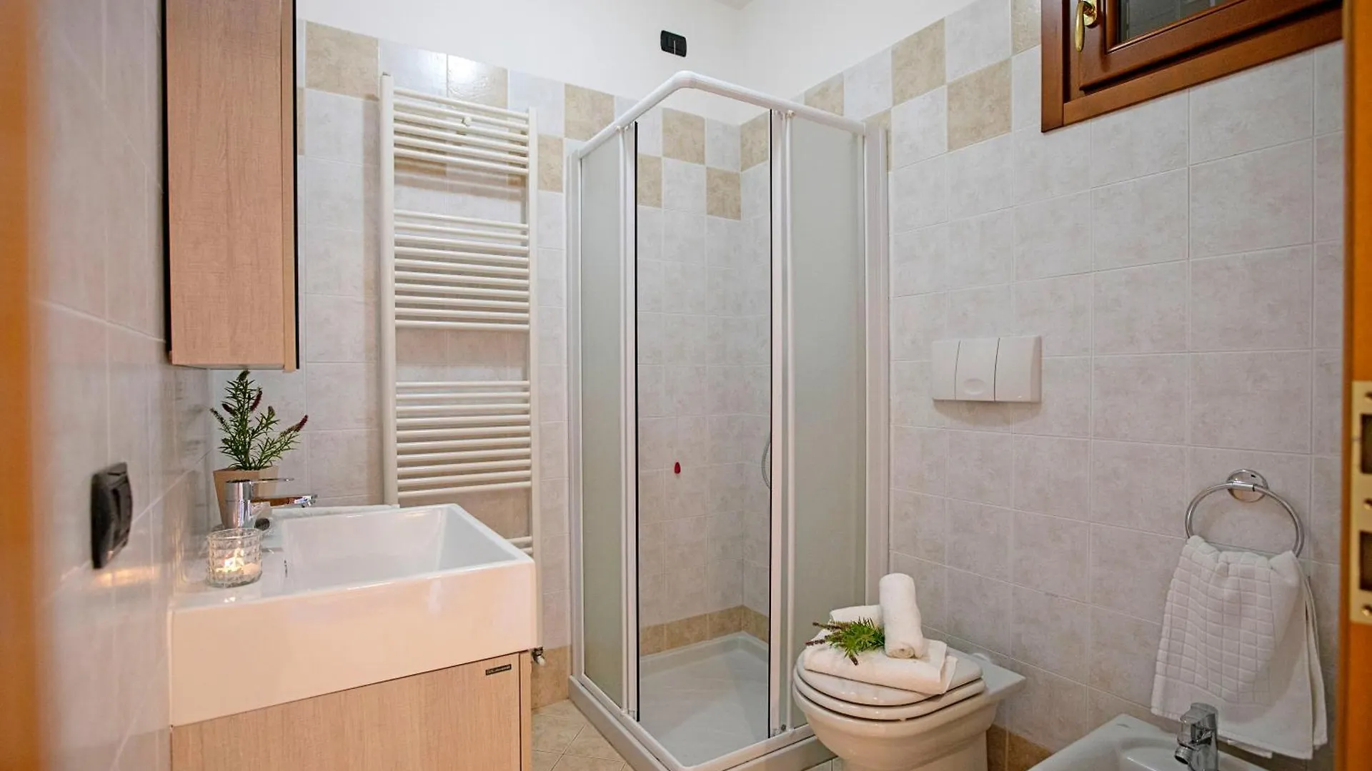 Appartement Appartamento Vista Lago - Happy Rentals Desenzano del Garda